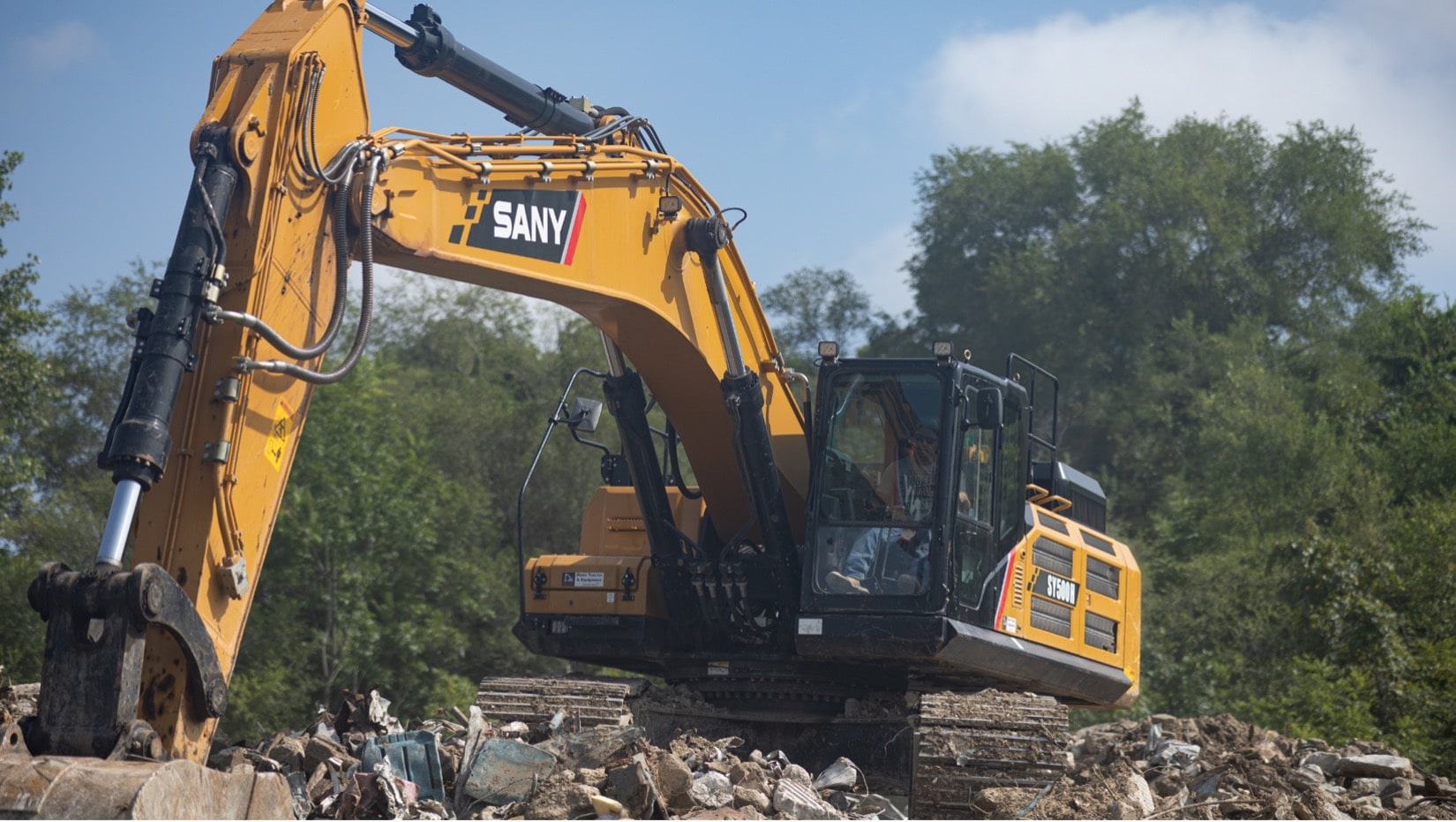 Excavator Safety Tips from a Leading Kansas City SANY Dealer