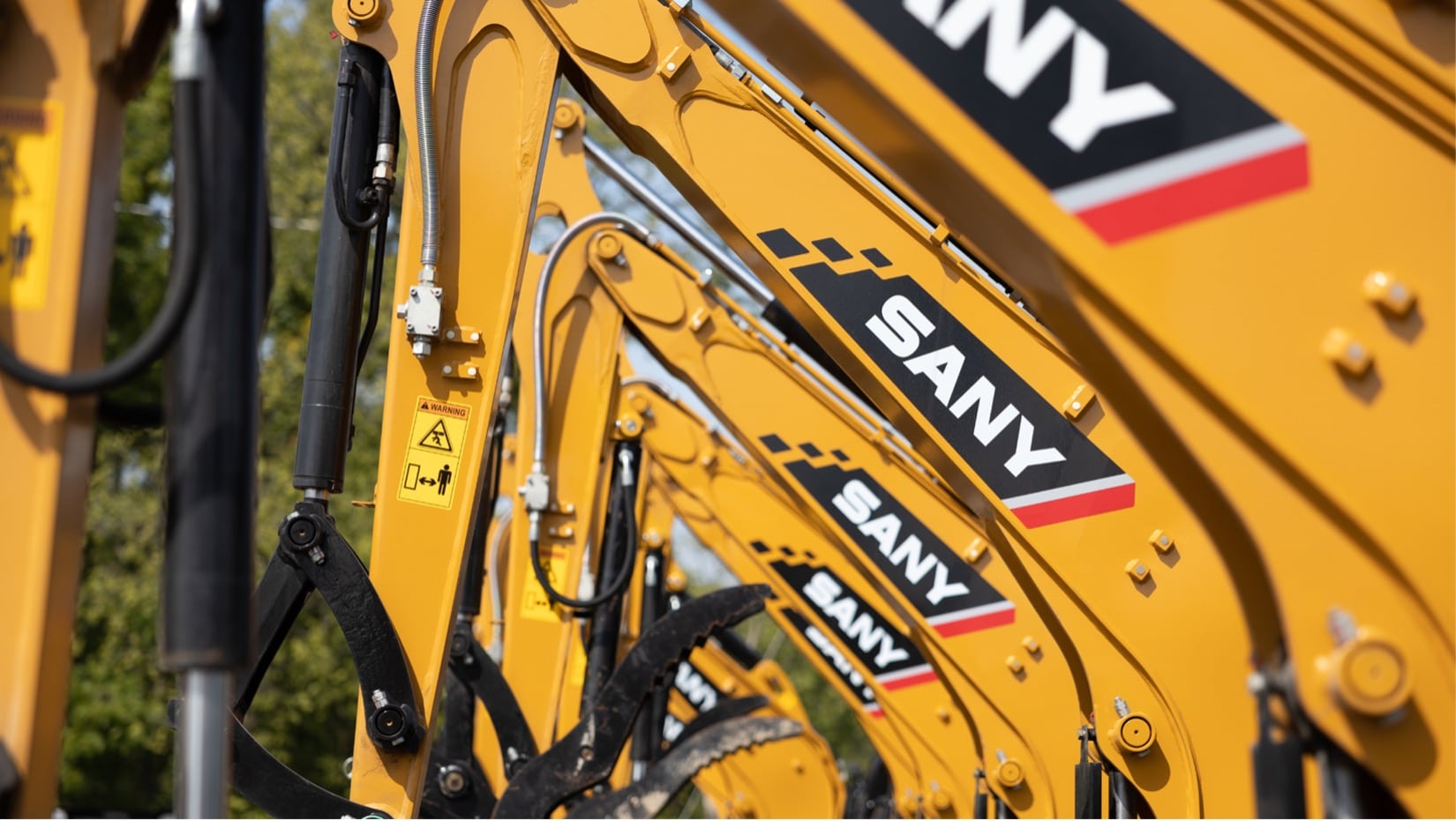 6 Services Your Construction Equipment Dealer in Kansas City Offers