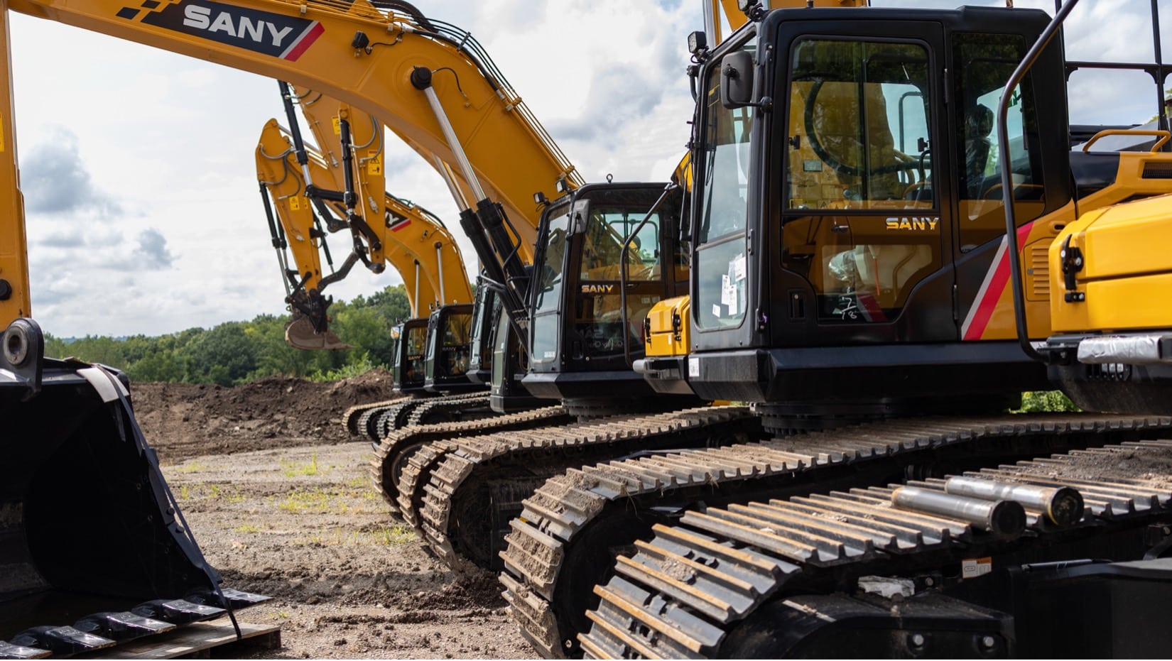 34 Tips to Maintain Hydraulic Systems on Your Heavy Construction Equipment